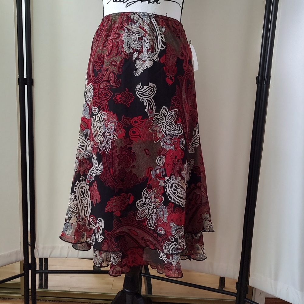 Woman's skirt sz M